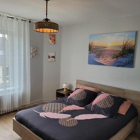 Appartement Paisible En Baie De Morlaix Plougasnou Zewnętrze zdjęcie